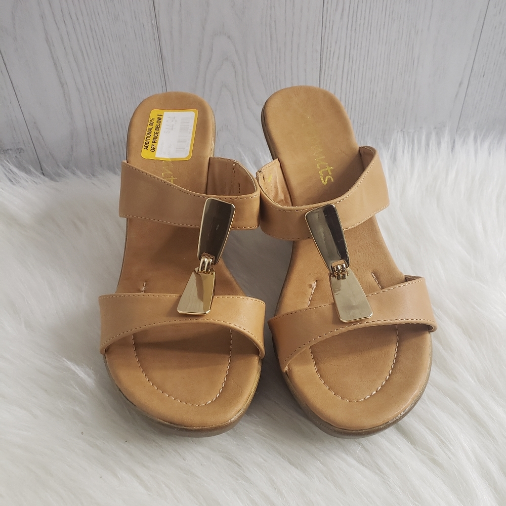 Coconuts by Matisse Wedge Sandals